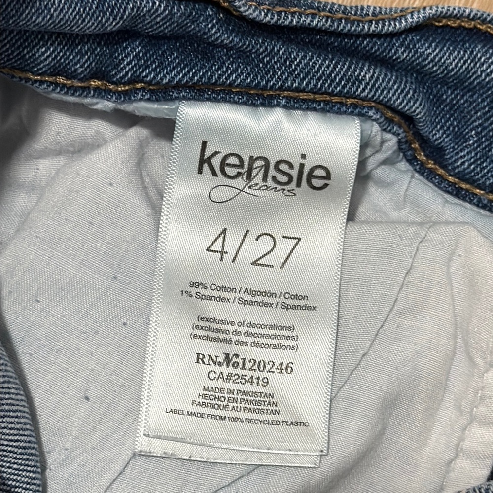 Kensie Blue Jean Shorts Distressed Frayed Hem - Picture 10 of 10